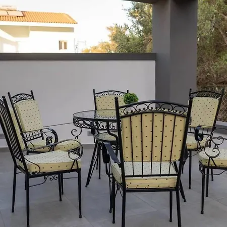 Casa Dionysio Trápeza